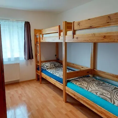 Balatoni Apartman Appartamento *