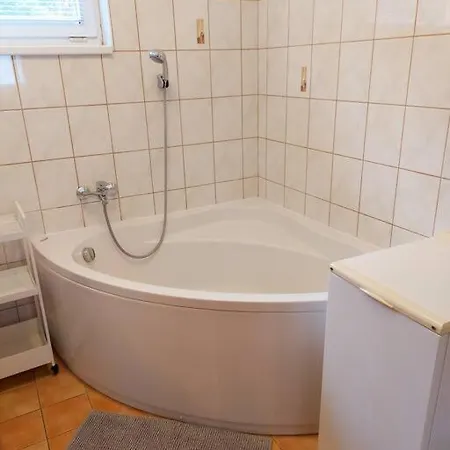 Appartamento Balatoni Apartman *